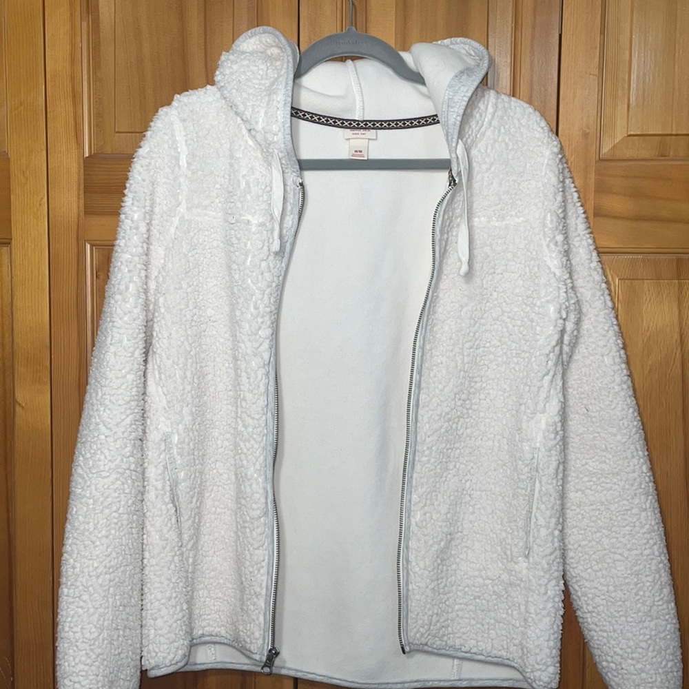 Zip up